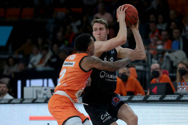 利物浦在本 利物浦在本